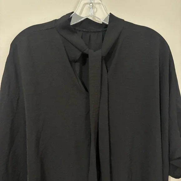 Pixi + Ivy Black Boxy Short Sleeve Tunic with High Neck Mock Neck Collar - Picture 5 of 7